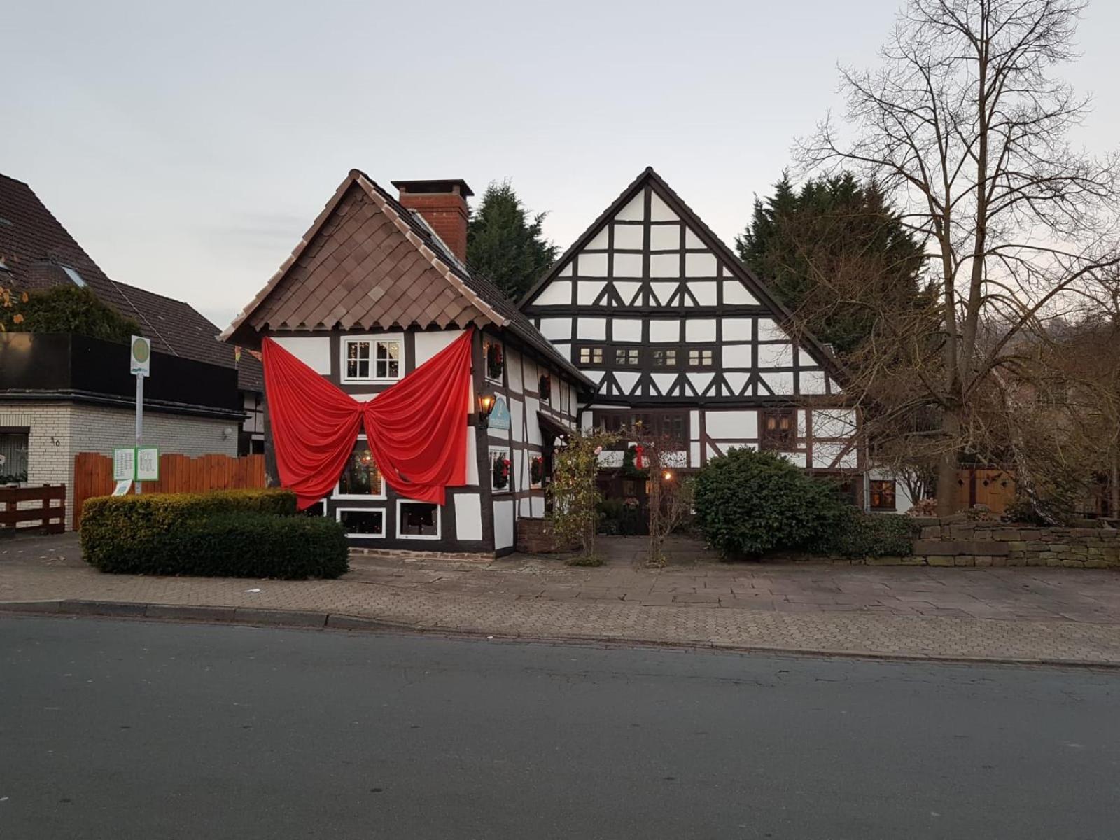 Ferienwohnungen - Karin Kehne -Gartenblick Bodenwerder Bagian luar foto