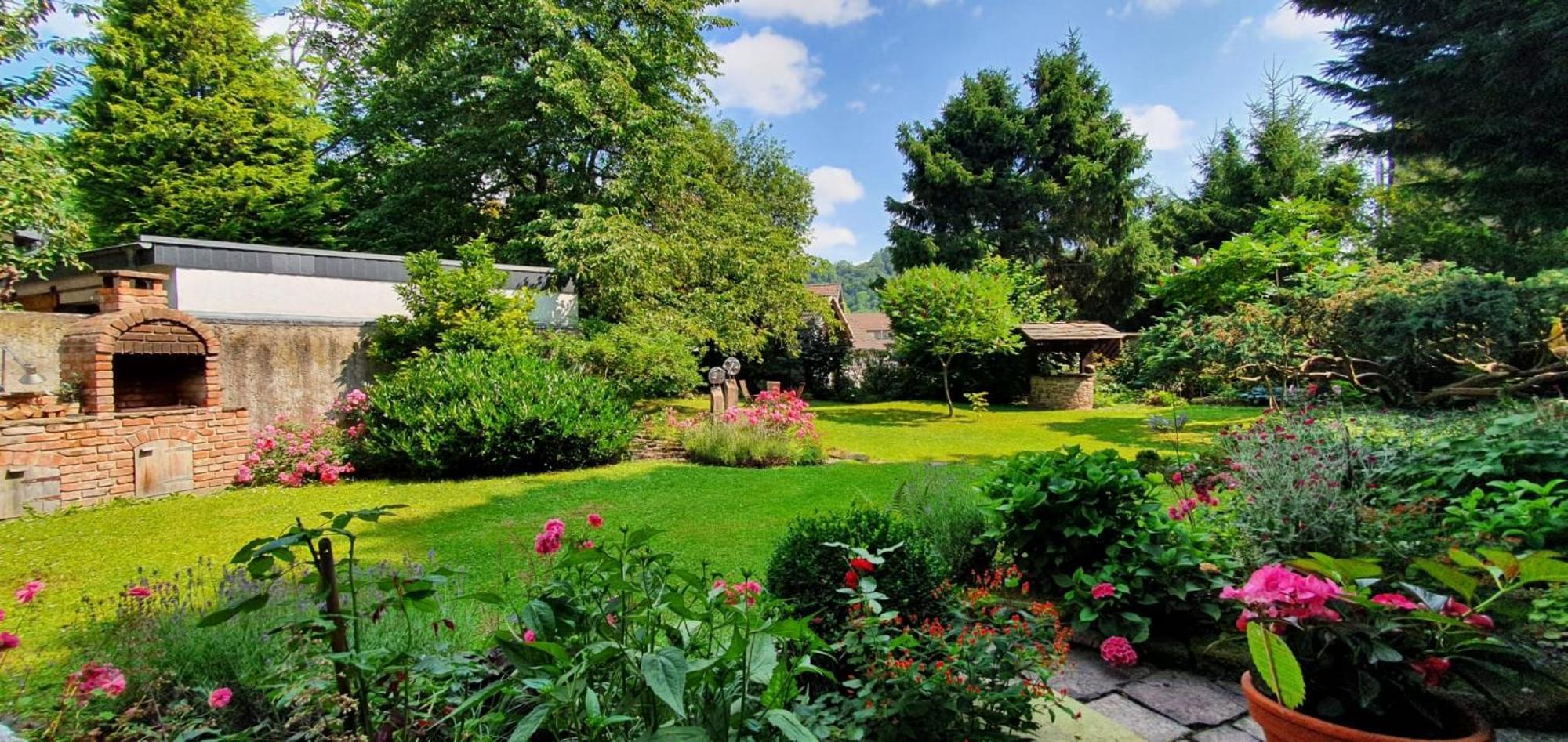 Ferienwohnungen - Karin Kehne -Gartenblick Bodenwerder Bagian luar foto